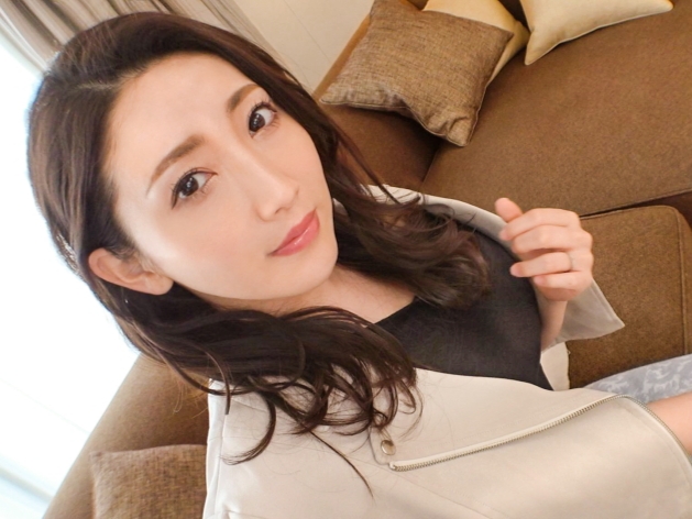 【爆乳セクシーお姉さん】ムチムチボディに我慢できず、硬直チンポで激ピストン！色気ダダ漏れお姉さんとヤリまくりSEX♡