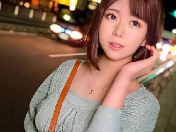 【美ボディ新人バイトの禁断恋】『店長…好きです…』スレンダー美乳＆美尻の素人娘がオジサン店長とガチ恋SEX！甘い囁きと濃厚ピストンでトロけるほど感じちゃう♡