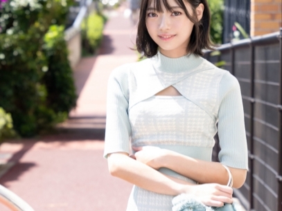 【華奢ボディの訪問エッチ】『お邪魔しまーす♥』素人宅に突撃！あむちゃんが肉棒を優しく受け止め、エチエチセックスで男性をメロメロに♡