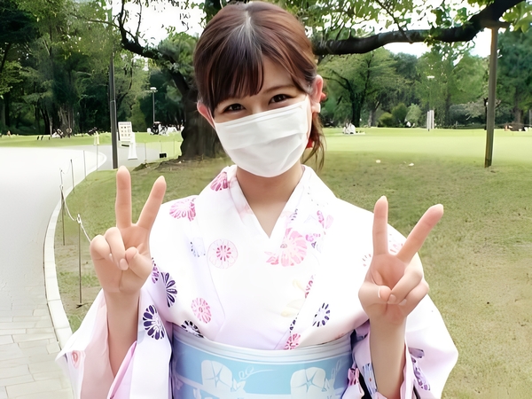 【素人】『お客さん、我慢できなくなっちゃった…♡』欲求不満な若女将がAVで大胆解禁！大好きなチンポをしゃぶり尽くし、手コキで男を悶絶させる！男の潮吹きまでさせちゃうエロすぎ女将！！