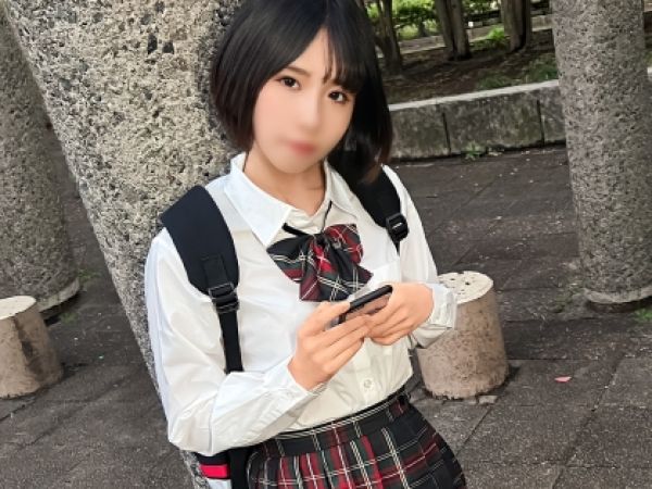 【家出少女の危険な一夜】『おじさん、やめてよ…』無垢なパイパン少女が中年男に連れ込まれ、フレッシュなオマンコに濃厚ザーメン種付け！抵抗するも感じちゃう、禁断のハメ撮りセックス！！