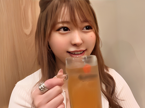 【SNSで人気の美少女】『気持ち良すぎる…』笑顔が可愛いインフルエンサーが、ローションまみれでテカテカボディに！連続ピストンで喘ぎまくり、最後はおっぱいにザーメンぶっかけられちゃう♡ 敏感ボディがエロすぎる！